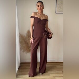 NWT ZARA  VIRAL 2025 collection wide leg crepe pants size L 
🚨FIRM FIRM